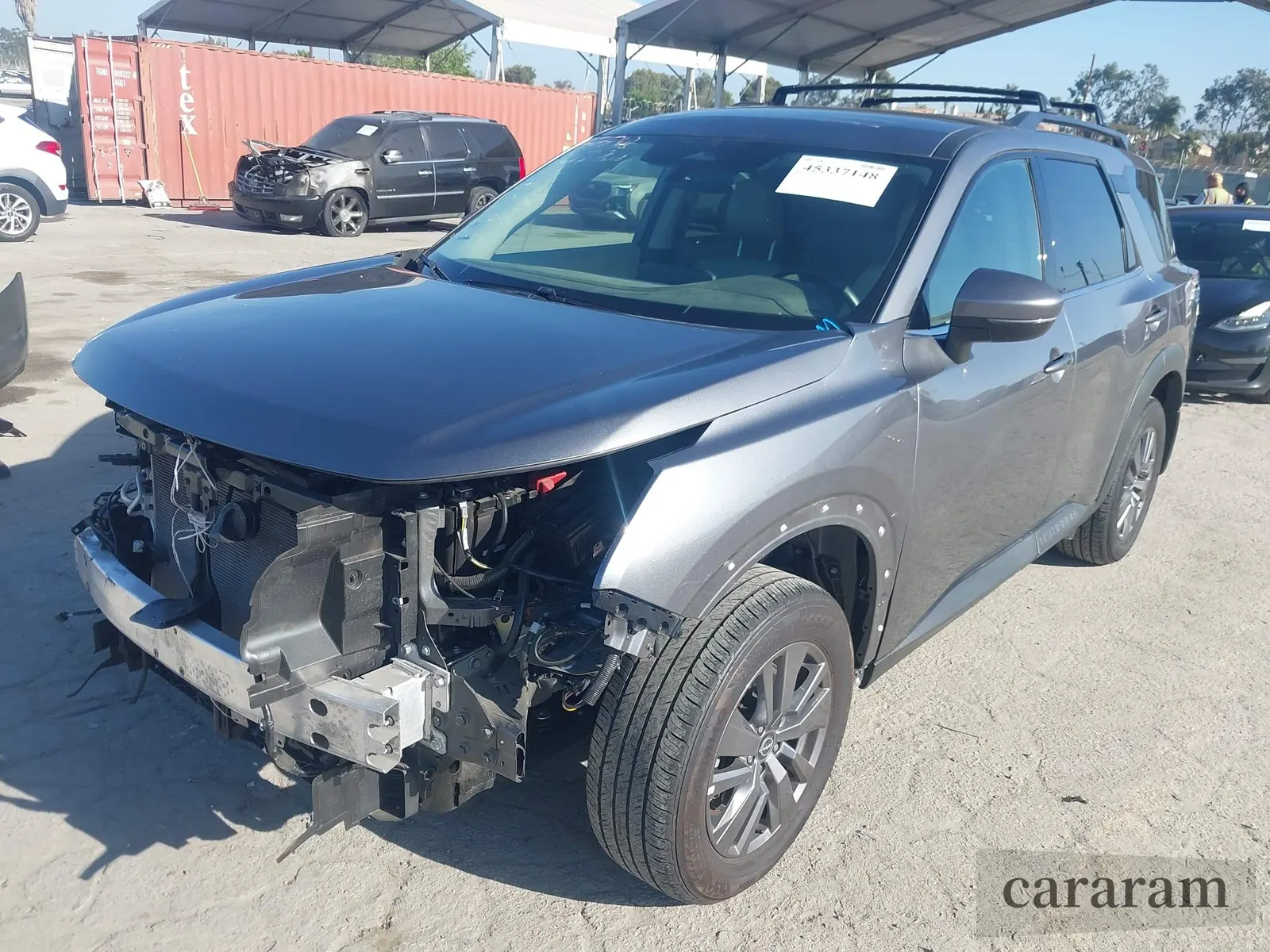 2024 Nissan Pathfinder SV