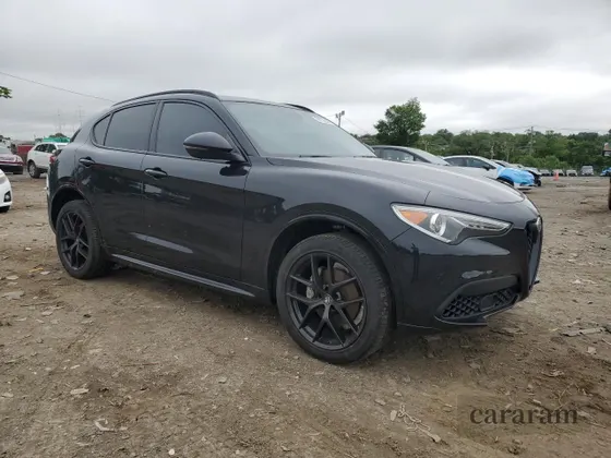 2021 Alfa Romeo Stelvio