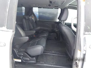 2018 Toyota Sienna SE