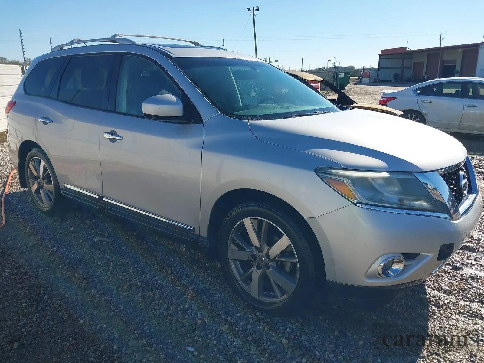 2015 Nissan Pathfinder SV