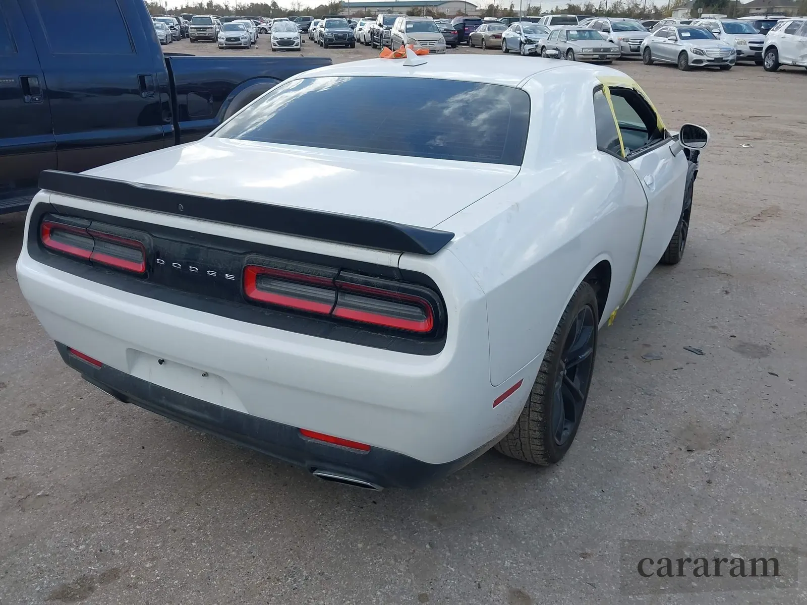 2017 Dodge Challenger SXT
