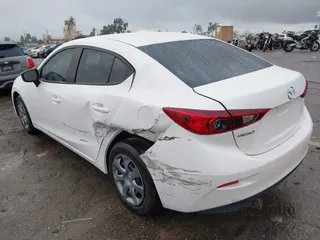 2015 Mazda 3 i Sport