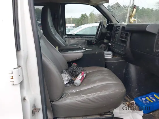2012 Chevrolet Express Passenger 1LS