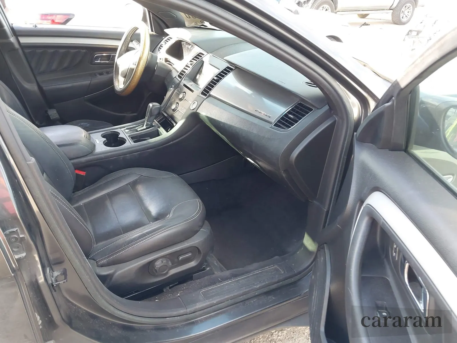 2018 Ford Taurus SEL