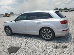 2019 Audi Q7 Premium Plus