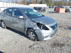 2012 Nissan Versa SV