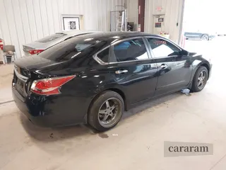 2015 Nissan Altima SV
