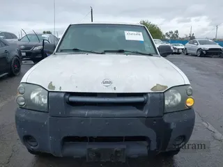 2003 Nissan Frontier XE
