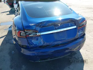 2020 Tesla Model S Performance