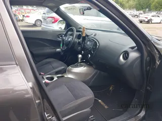 2011 Nissan Juke SV